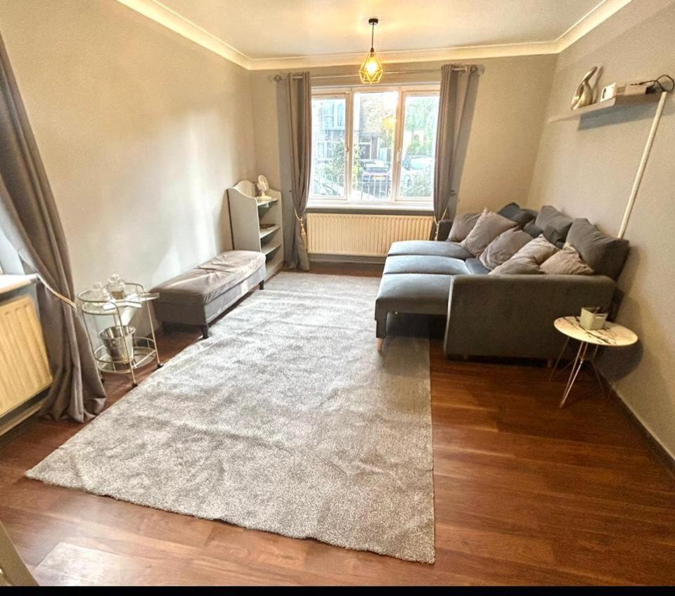 Cosy 2 Bed East Appartamento