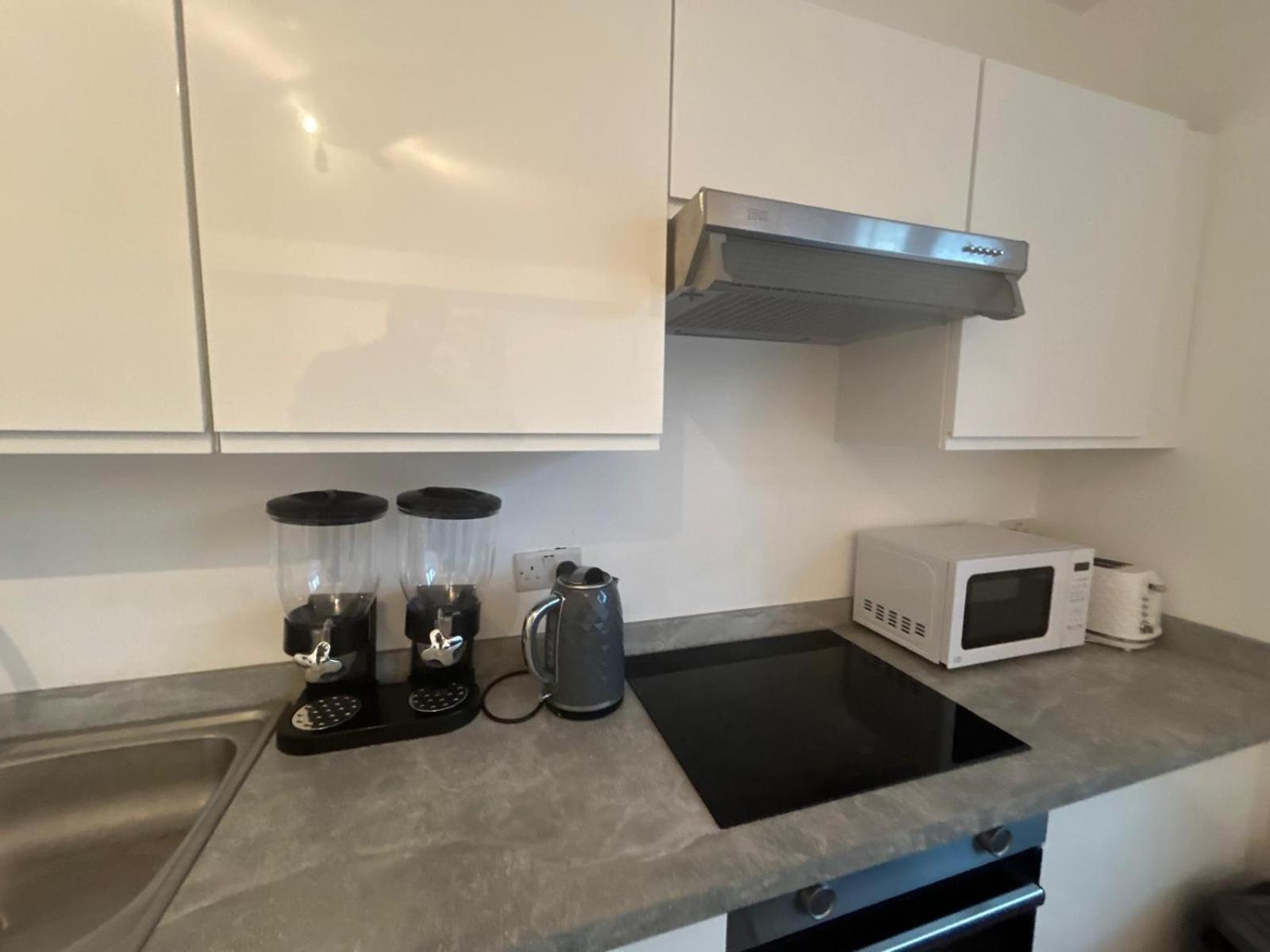 Cosy 2 Bed East * Londra